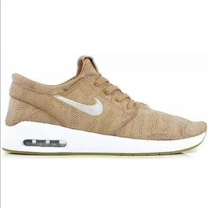Nike SB Air Max Janoski 2 “Desert Ore”